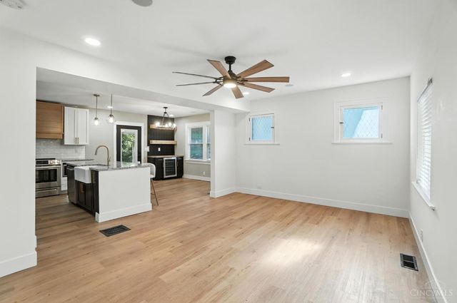 1722 Glen Parker Avenue, Cincinnati, OH 45223