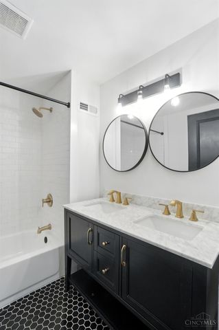 1722 Glen Parker Avenue, Cincinnati, OH 45223
