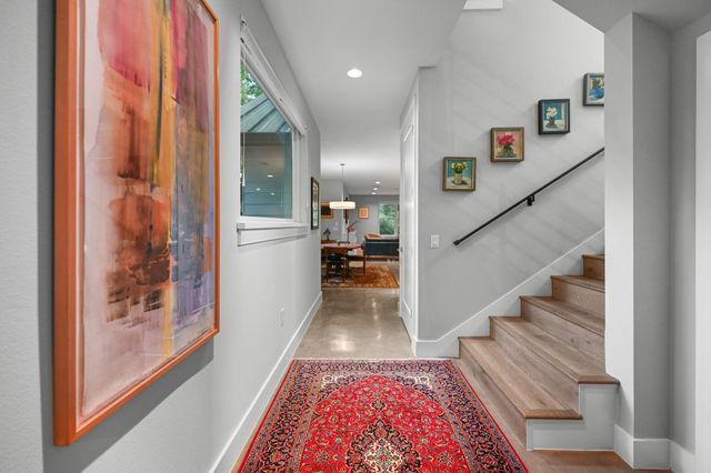 1506 W Saint Johns Ave, Austin, TX 78757