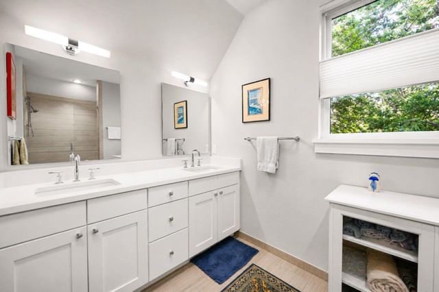 1506 W Saint Johns Ave, Austin, TX 78757