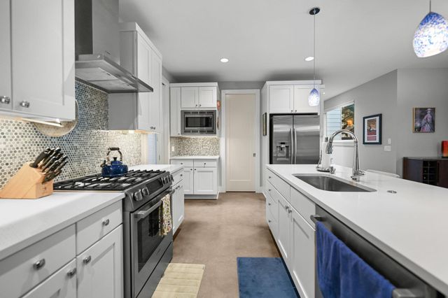 1506 W Saint Johns Ave, Austin, TX 78757