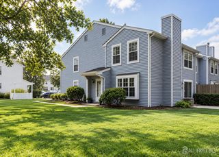 64 Almond Drive, Franklin Twsp, NJ 08873