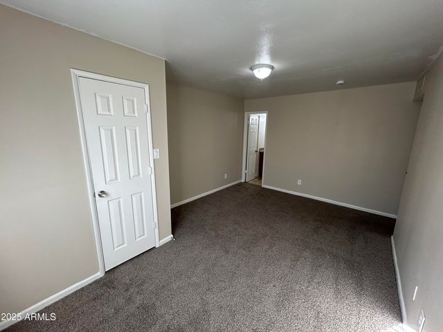 5243 W LEWIS Avenue, Phoenix, AZ 85035