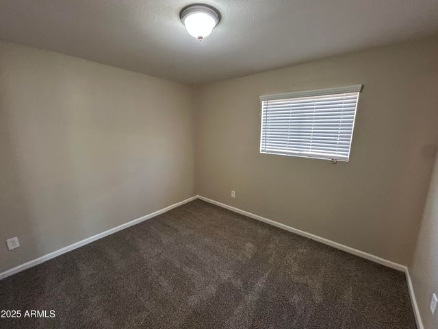 5243 W LEWIS Avenue, Phoenix, AZ 85035