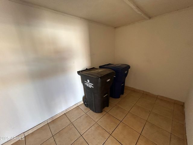 5243 W LEWIS Avenue, Phoenix, AZ 85035