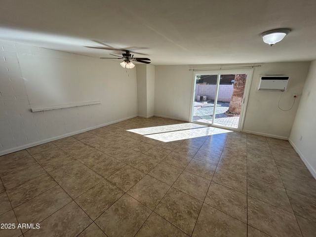 5243 W LEWIS Avenue, Phoenix, AZ 85035