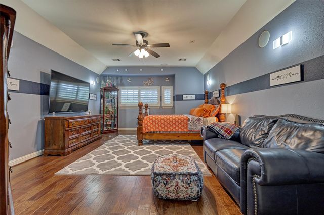 21514 Fairhaven Creek Drive, Cypress, TX 77433