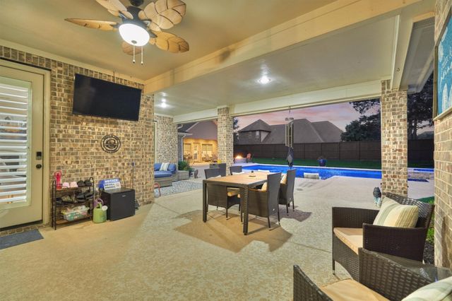 21514 Fairhaven Creek Drive, Cypress, TX 77433