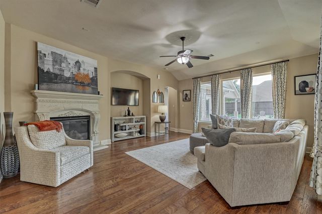 21514 Fairhaven Creek Drive, Cypress, TX 77433