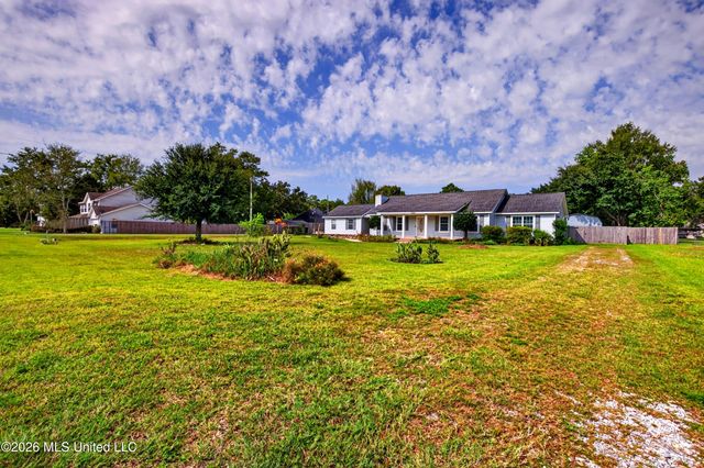 5547 Paula Drive, Long Beach, MS 39560