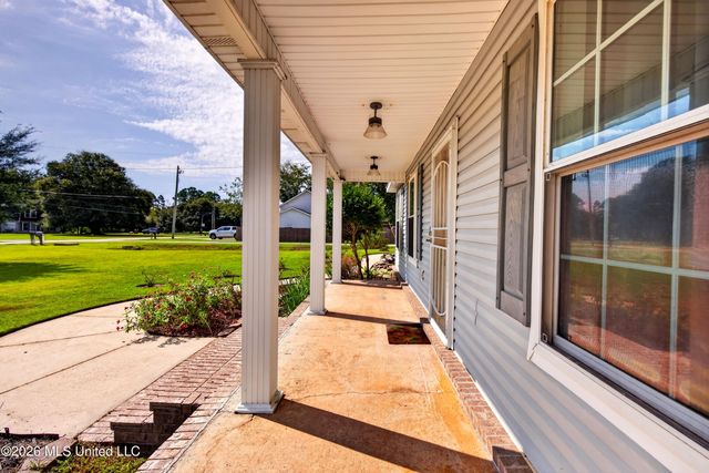 5547 Paula Drive, Long Beach, MS 39560