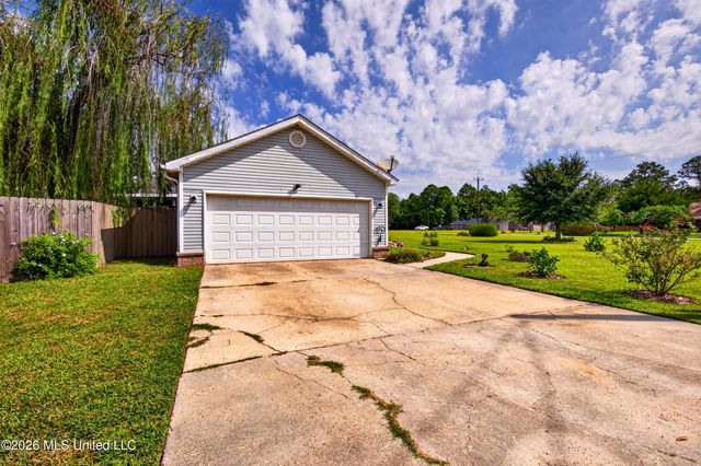 5547 Paula Drive, Long Beach, MS 39560