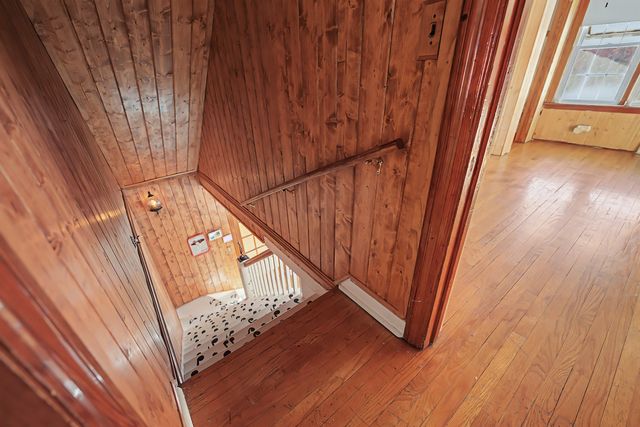 880 Bemis Road, Glen Ellyn, IL 60137