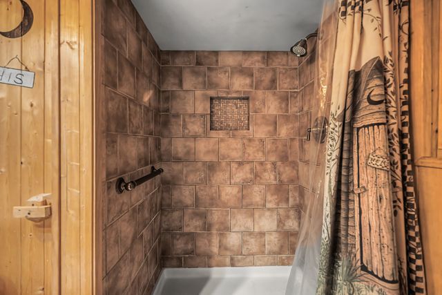 880 Bemis Road, Glen Ellyn, IL 60137