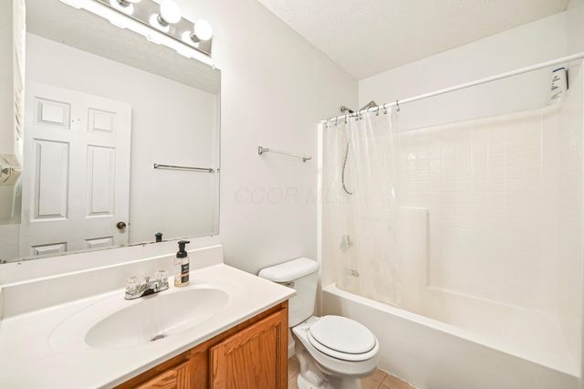 1994 Arden Forest Lane, Columbus, OH 43223