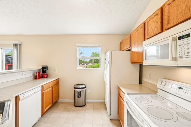 1994 Arden Forest Lane, Columbus, OH 43223