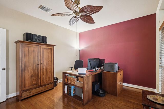 2904 Grand Shore Court, League City, TX 77573