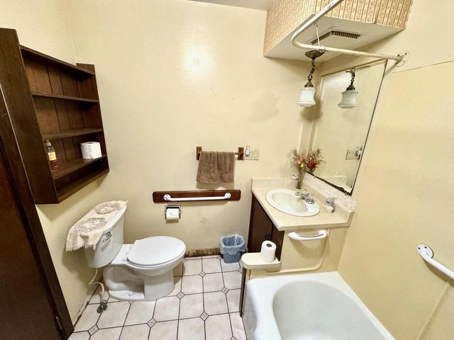 W3769 State Road 44, Manchester, WI 53946