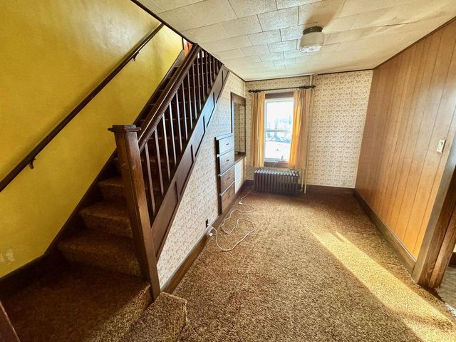 W3769 State Road 44, Manchester, WI 53946