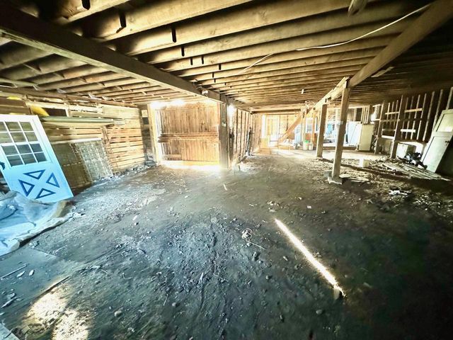 W3769 State Road 44, Manchester, WI 53946