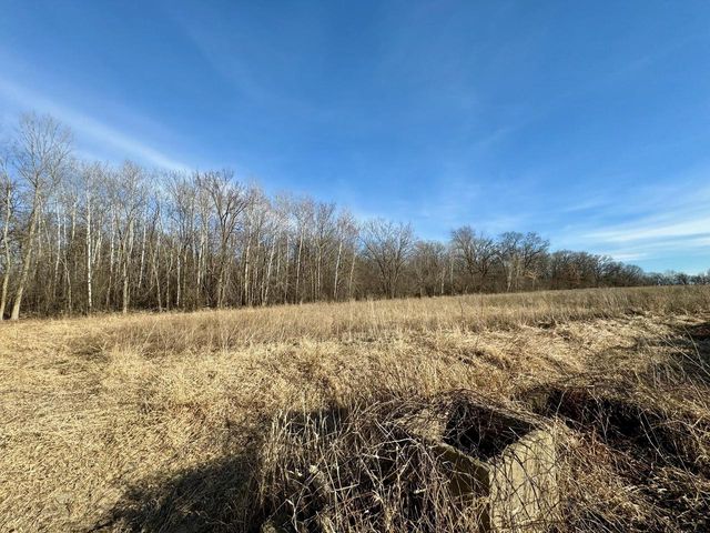 W3769 State Road 44, Manchester, WI 53946