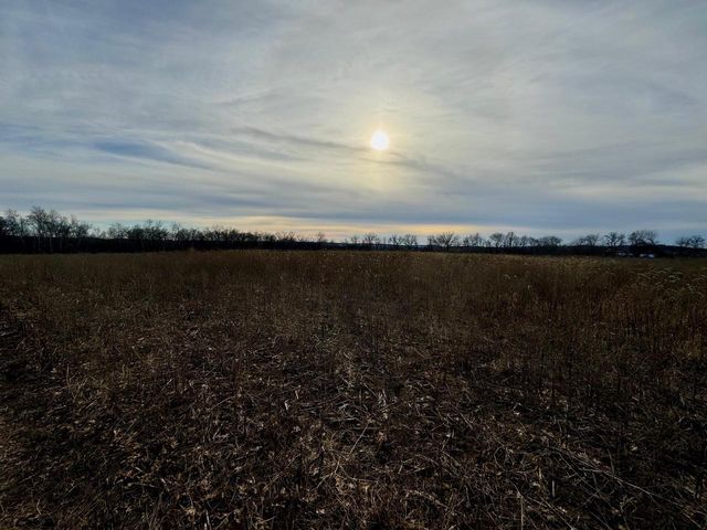 W3769 State Road 44, Manchester, WI 53946