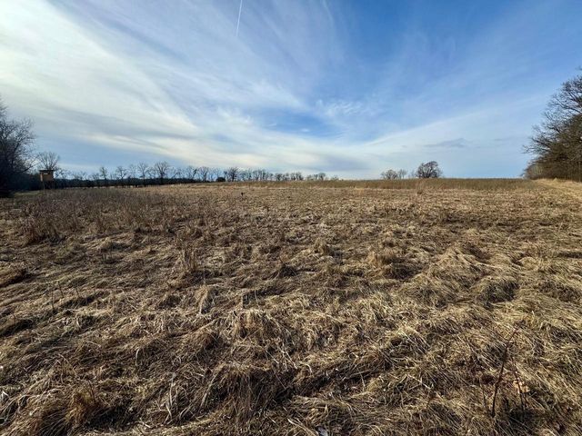 W3769 State Road 44, Manchester, WI 53946