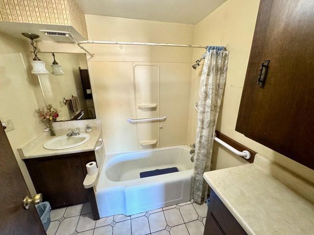 W3769 State Road 44, Manchester, WI 53946