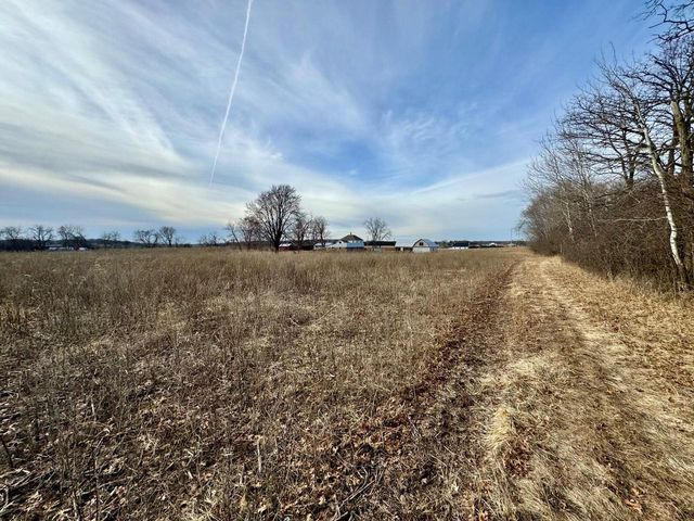 W3769 State Road 44, Manchester, WI 53946