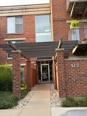 412 Kelburn Avenue 316, Deerfield, IL 60015