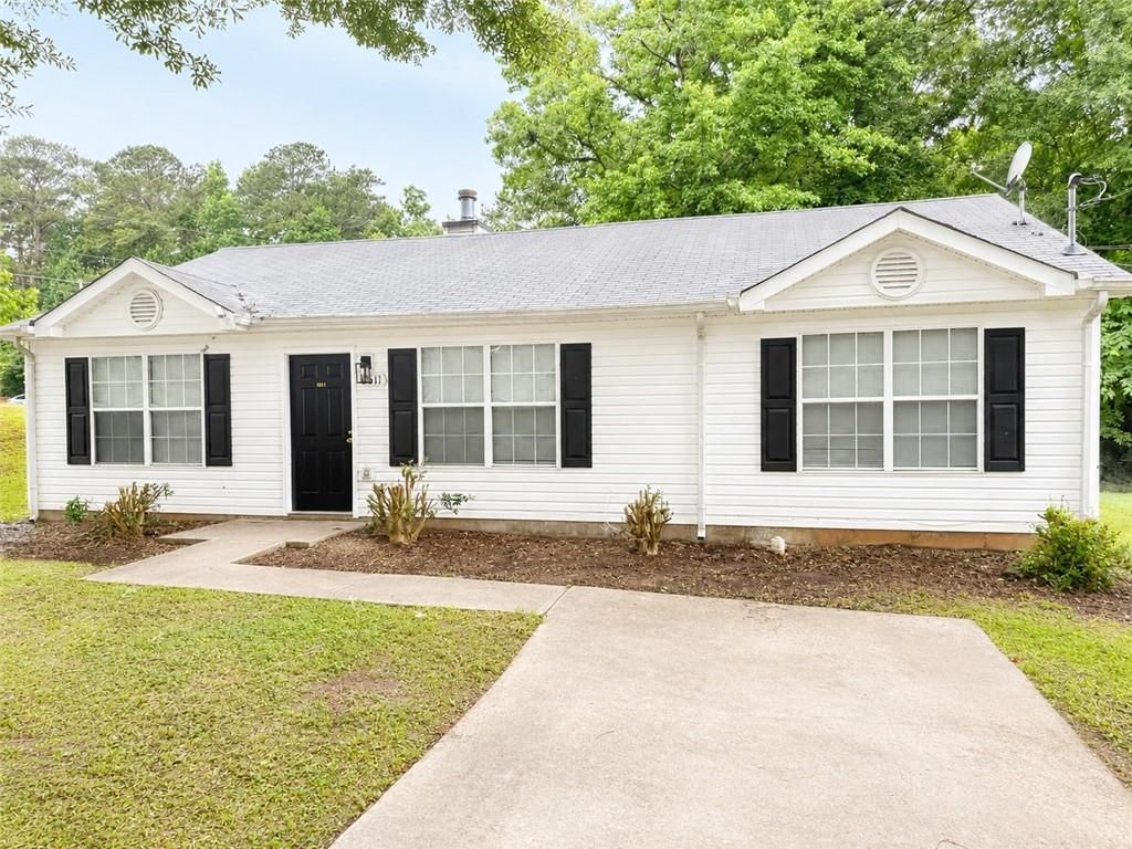 8011 Trinity Park Drive, Riverdale, GA 30296