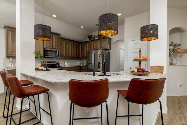 9824 Mescalbean Boulevard, Fort Worth, TX 76036