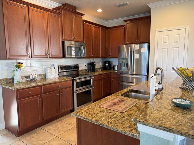 352 LAUREL FALLS DRIVE, Apollo Beach, FL 33572