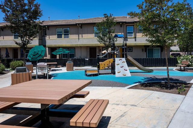 1530 Winter Ln 3, Chula Vista, CA 91915