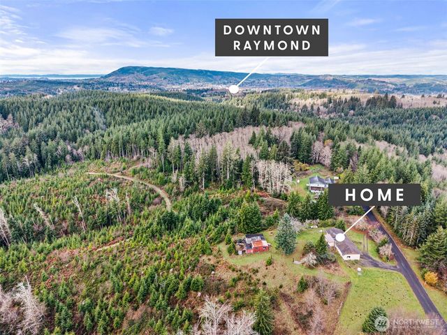 2700 Mallis Landing Road, Raymond, WA 98577