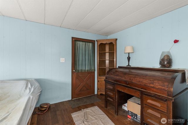 2700 Mallis Landing Road, Raymond, WA 98577