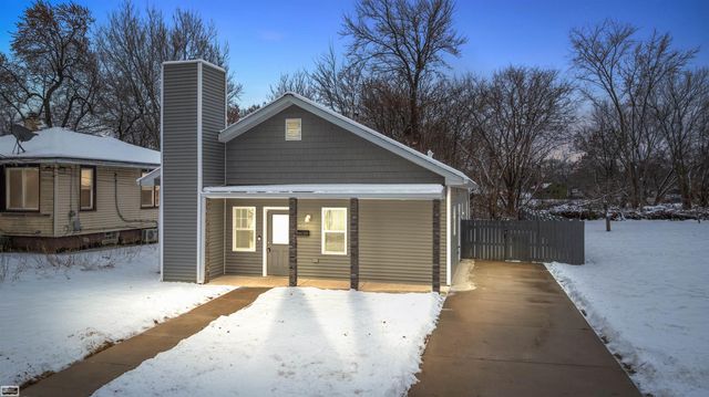 403 Voorheis Street, Pontiac, MI 48341