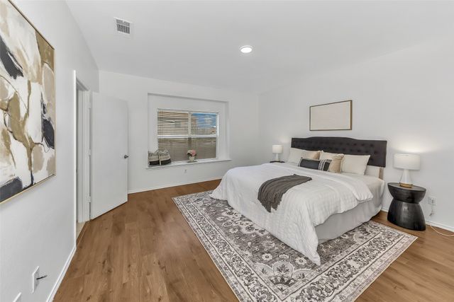 804 Rio Bravo Drive, Fort Worth, TX 76052