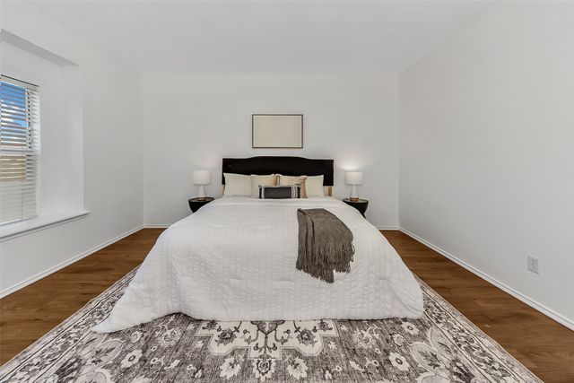 804 Rio Bravo Drive, Fort Worth, TX 76052