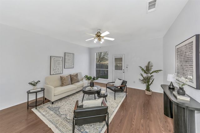 804 Rio Bravo Drive, Fort Worth, TX 76052