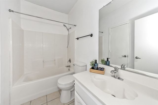 804 Rio Bravo Drive, Fort Worth, TX 76052