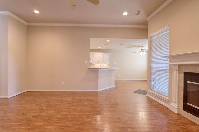 6218 Cynthia Drive, Midlothian, TX 76065