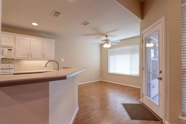 6218 Cynthia Drive, Midlothian, TX 76065