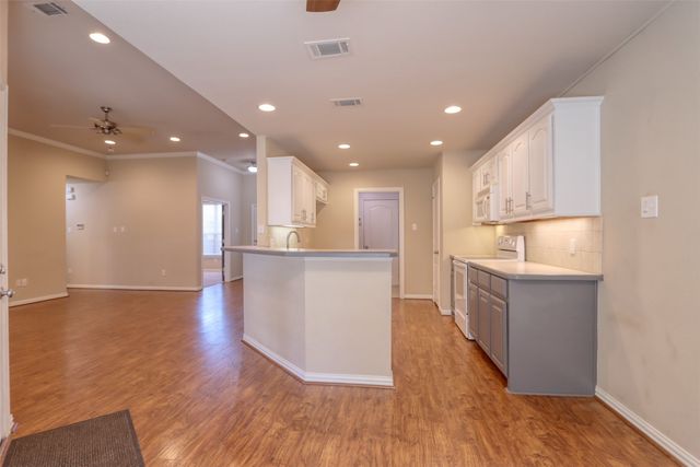 6218 Cynthia Drive, Midlothian, TX 76065