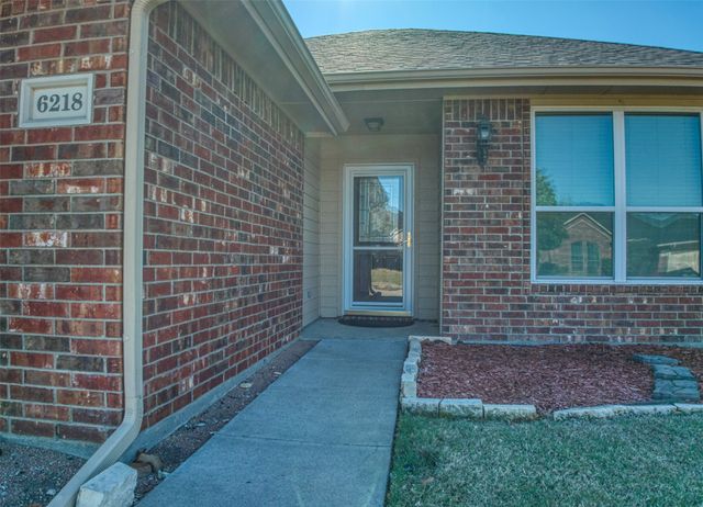 6218 Cynthia Drive, Midlothian, TX 76065