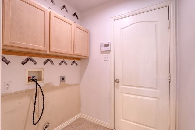 6218 Cynthia Drive, Midlothian, TX 76065