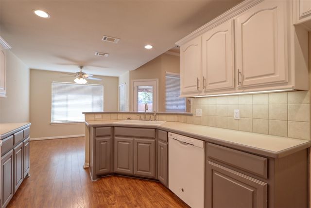 6218 Cynthia Drive, Midlothian, TX 76065