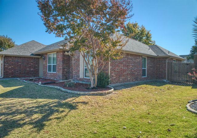 6218 Cynthia Drive, Midlothian, TX 76065