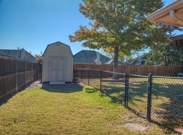 6218 Cynthia Drive, Midlothian, TX 76065