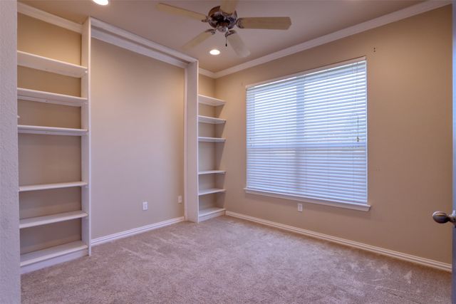 6218 Cynthia Drive, Midlothian, TX 76065